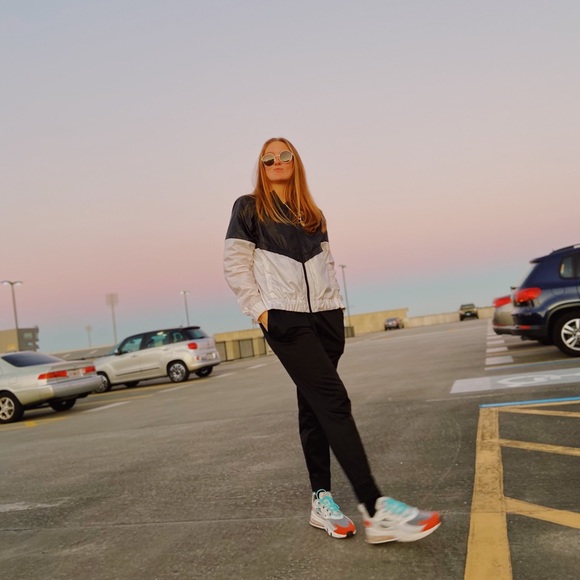 Meet your Posher, Haleigh - Picture 2 of 15